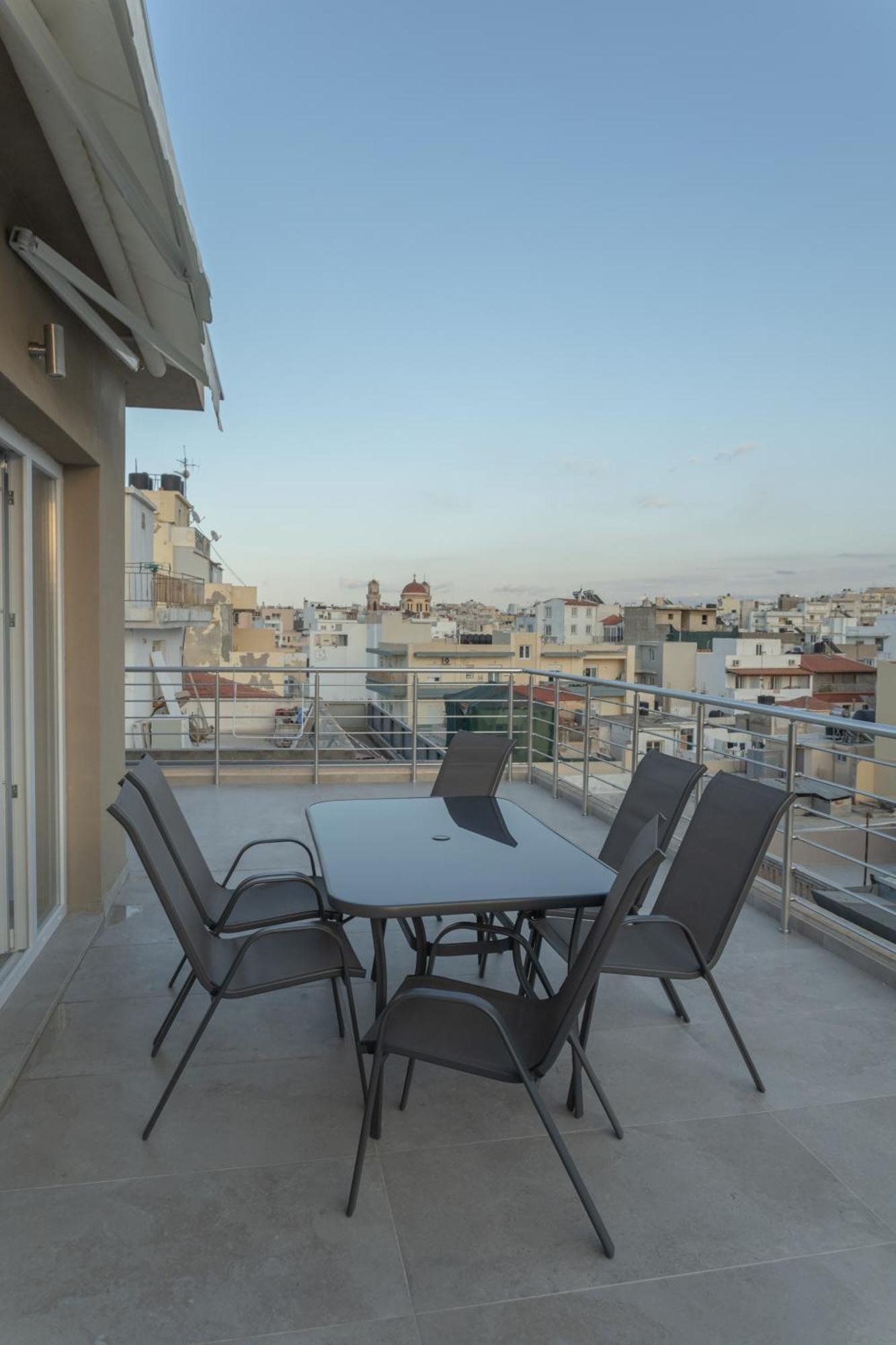 Logothea Heraklion (Crete)